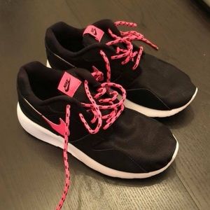 Girls Nike Sneakers size 1